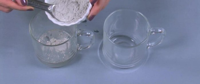 Measure out 2 tablespoons of colloidal oatmeal and set aside.