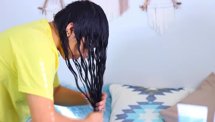 Style hair with desired products (Curls coconut hair milk and blueberry jelly used in the video).