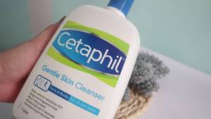 Cetaphil Gentle Cleanser vs. Cetaphil Baby Moisturizing Wash: A Mom's Honest Review