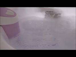 Lil’ Luxuries® Whirlpool Bathtub Review: A Luxurious Soak for Baby?