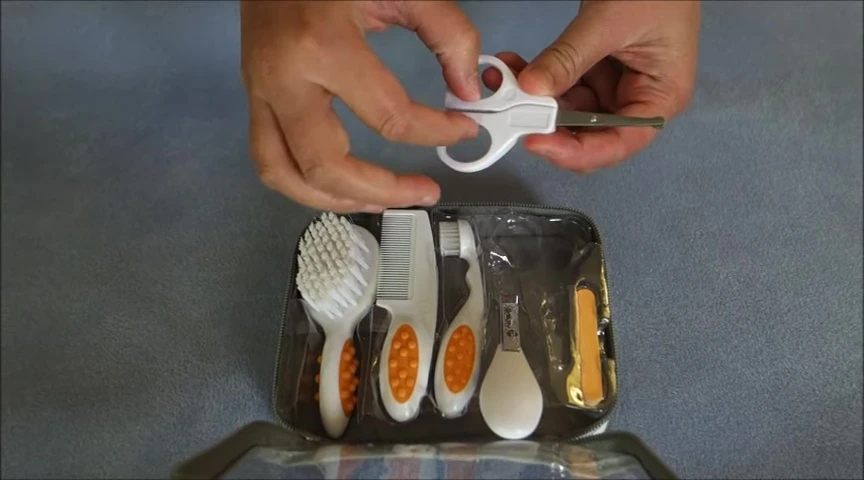 Baby grooming scissors