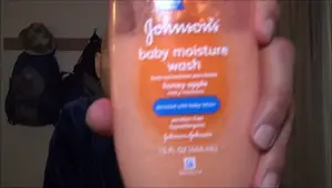 Johnson's Baby Moisture Wash Honey Apple Review: Gentle &amp; Effective?