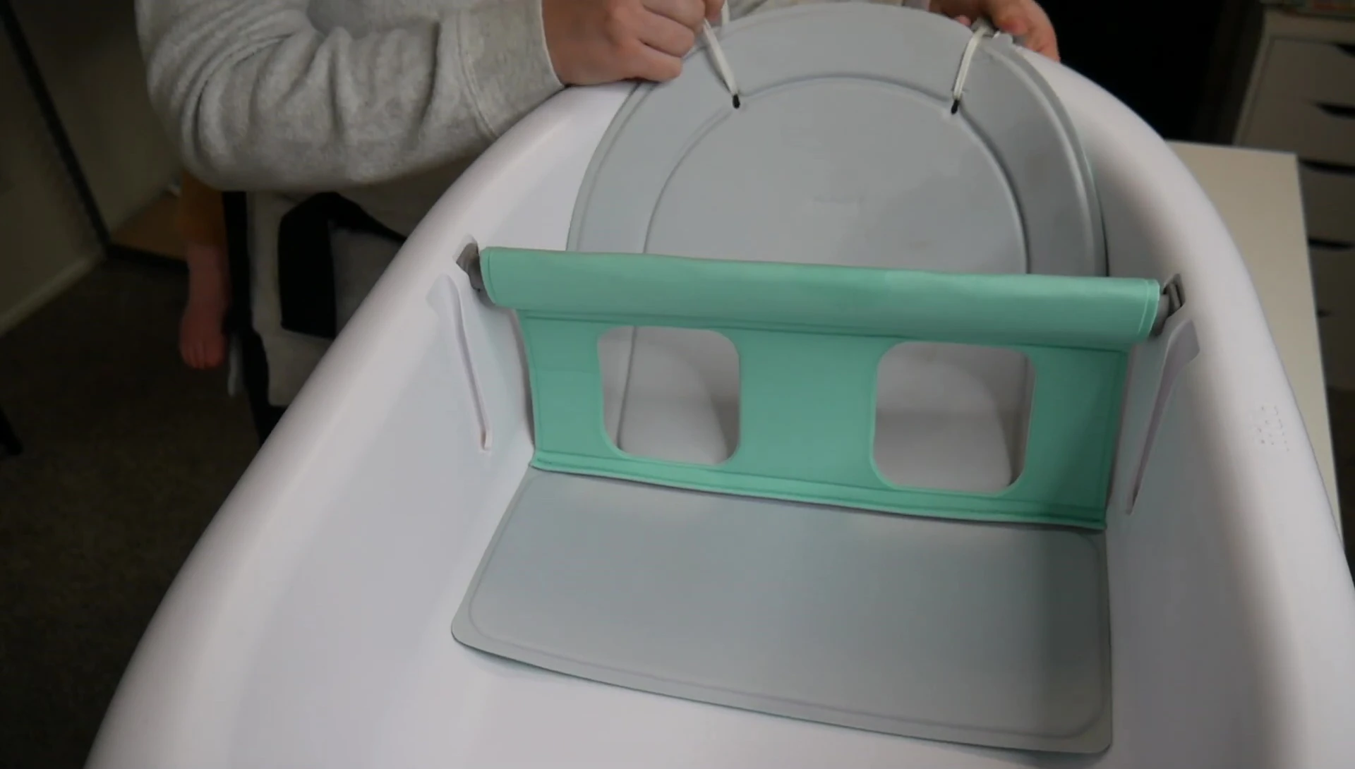The bathtub with the bar removed for older babies.