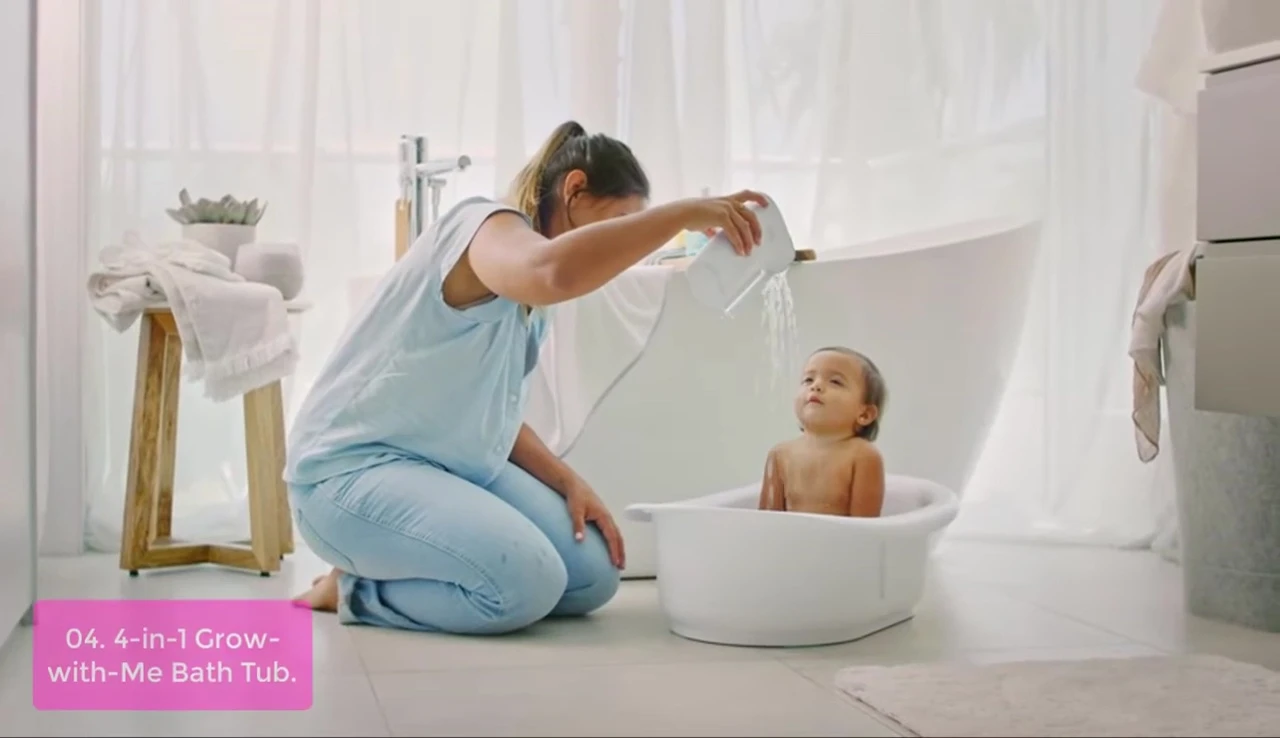 Full shot of the Grow with Me bathtub
