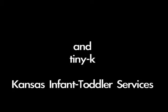 Adjusting the Otter's Head Wedges: Adjust the head wedges to different positions based on the child's needs.