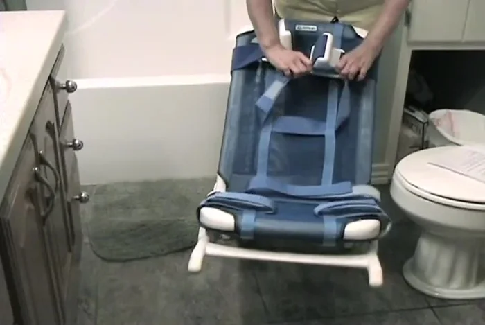 Adjusting the Blue Wave's Head Blocks: Adjust the head blocks to different positions based on the child's needs.