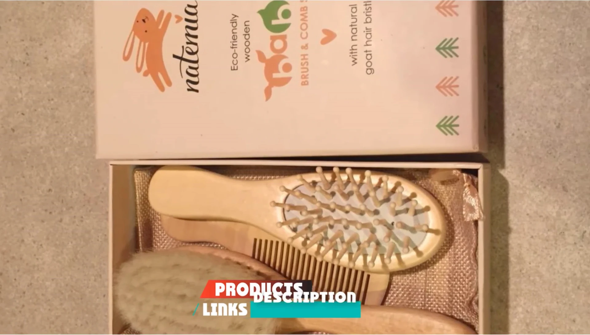 Close-up of the different brushes and comb in the Naimo set