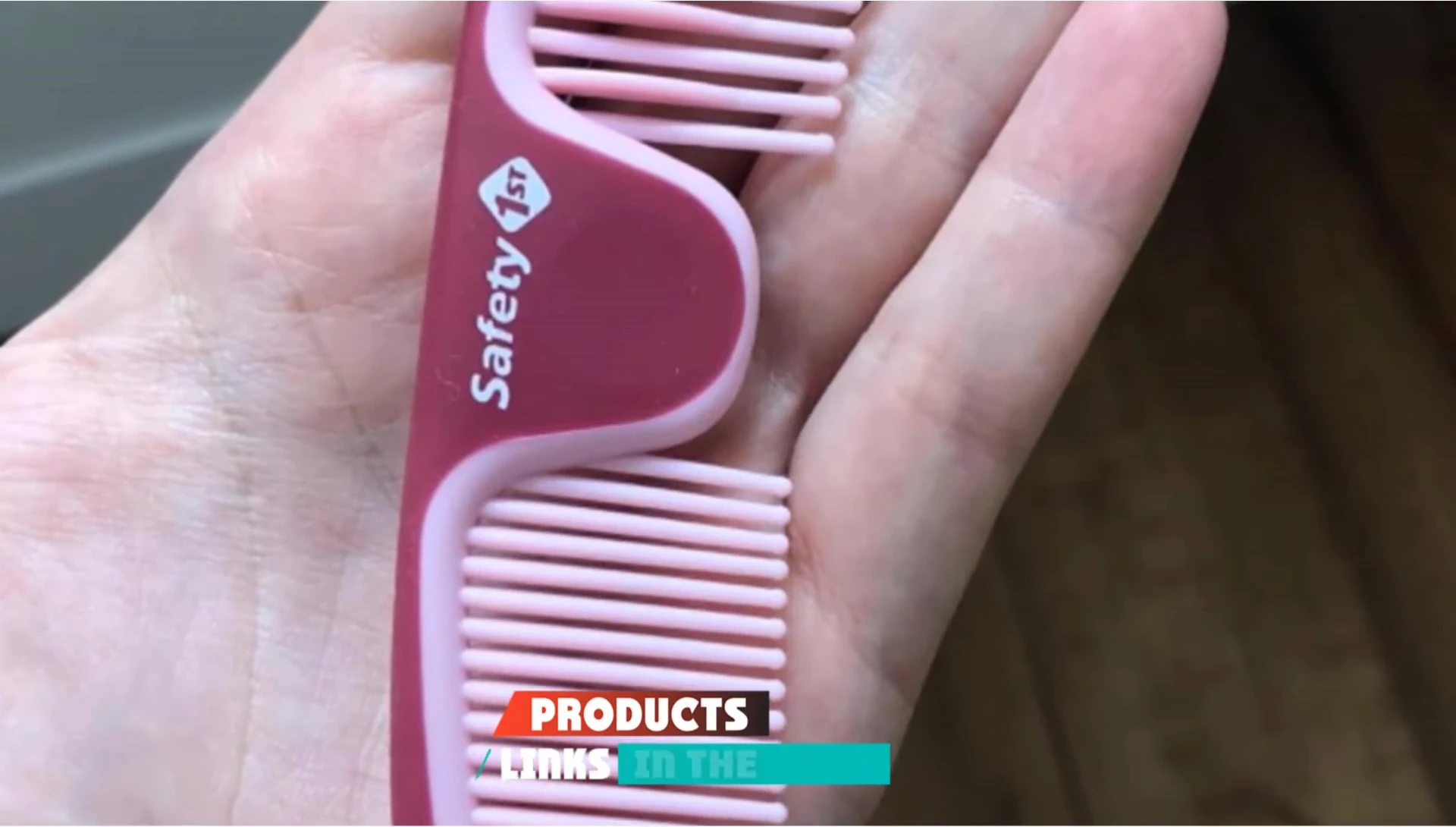 Close-up showcasing the easy-grip handle and comb