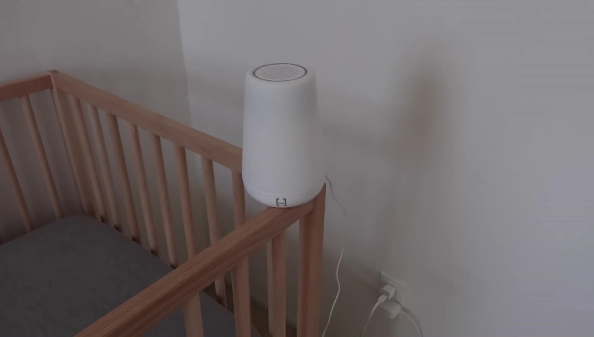 Hatch Baby Rest sound machine and nightlight.