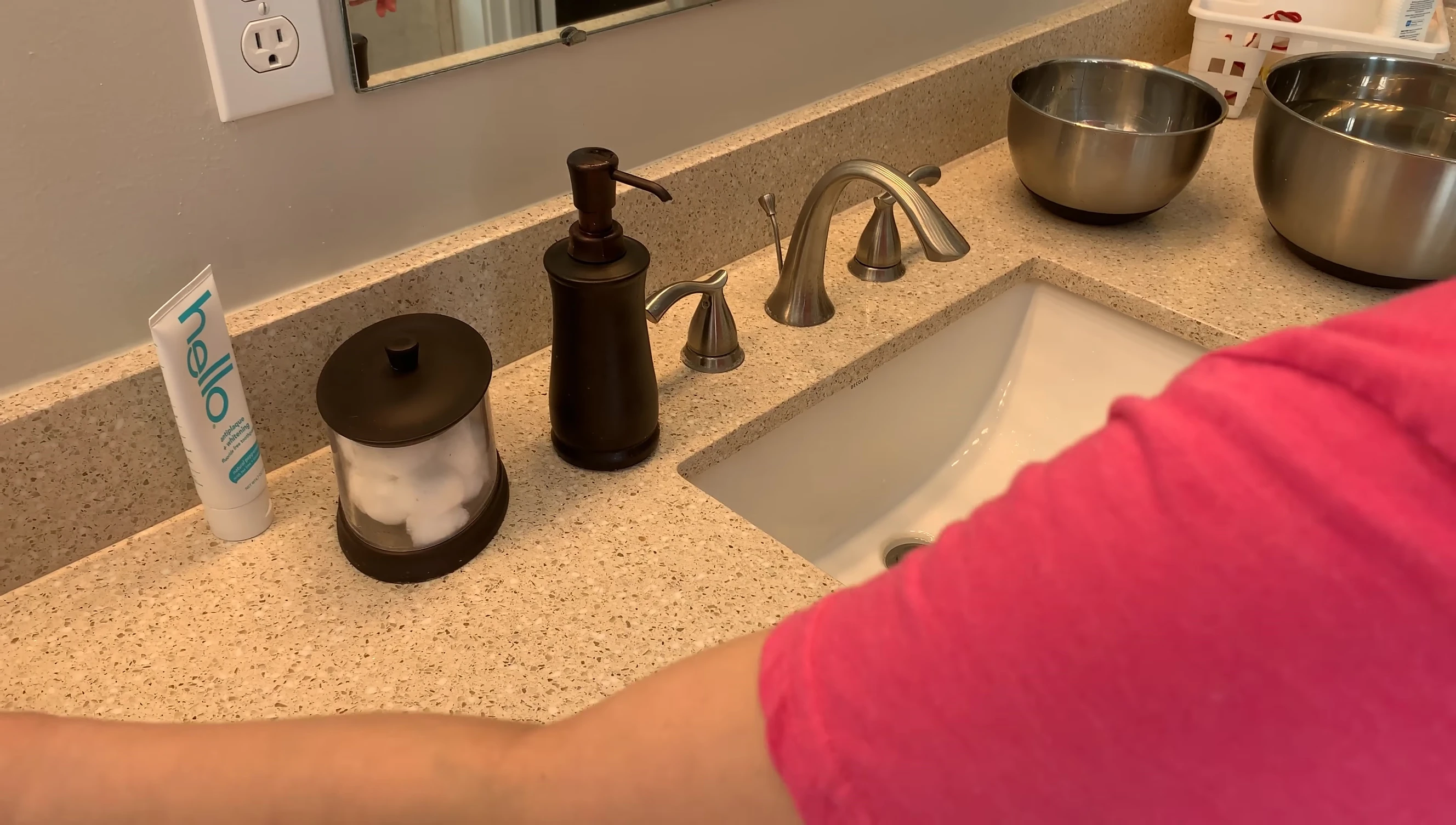 Summer Infant Right Height Bathtub used over the sink