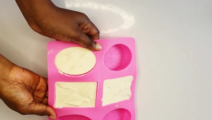 Cure: Allow the soap to cure for at least 24 hours.