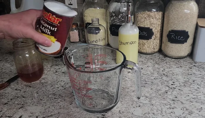 Add 10 drops of your chosen essential oil to the conditioner.